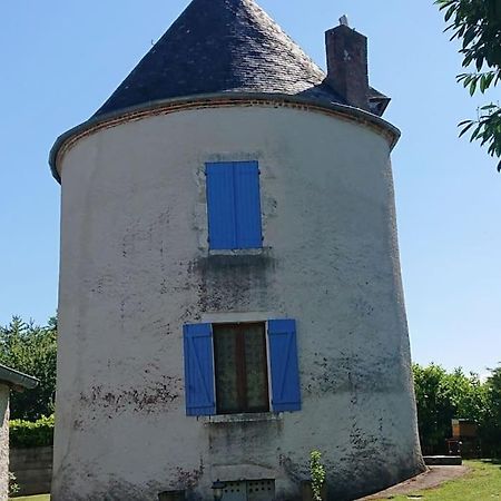 Tour De Bablou - Insolite Allouis ภายนอก รูปภาพ